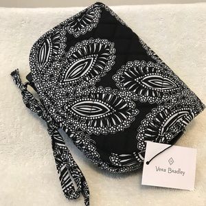 NWT Vera Bradley Jewelry Case in Blanco Bouquet